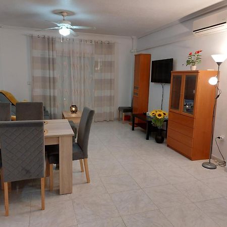 Apartamento Playa Flamenca Apartment Orihuela Bagian luar foto